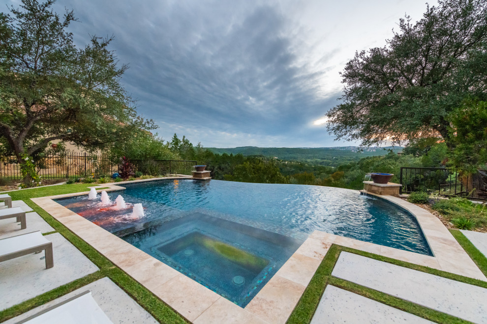 Inspiration for a transitional pool remodel in Austin