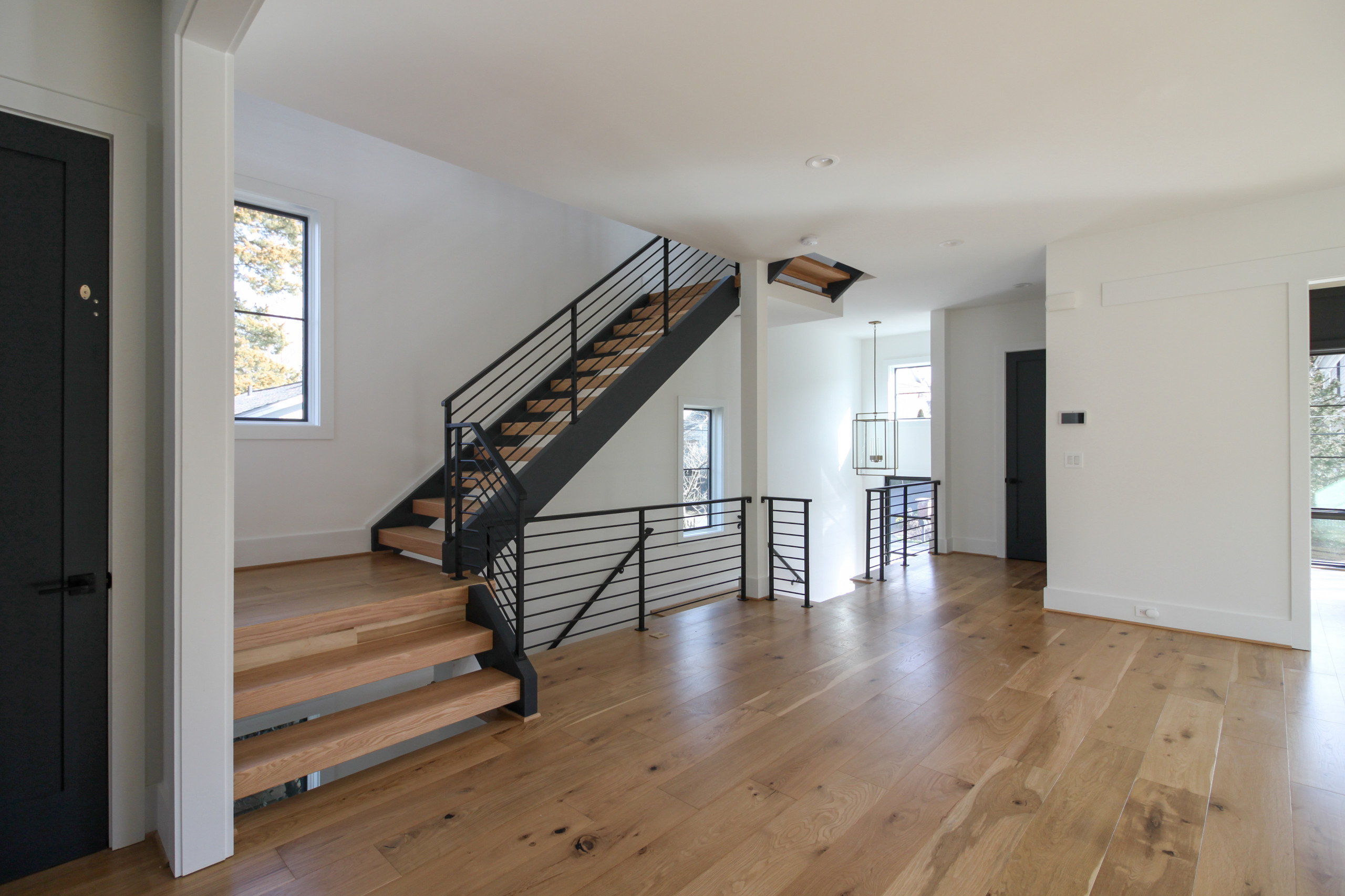 85_Sleek Three-Quarter Turn Multilevel-Staircase, McLean VA 22101