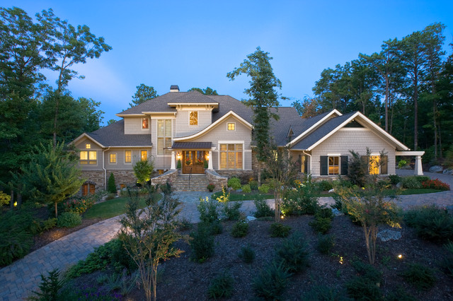 Cliffs Valley traditional-house-exterior