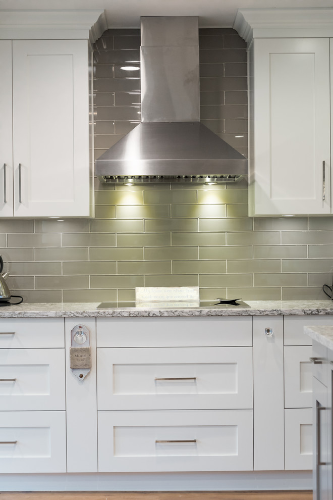 Inspiration for a transitional kitchen remodel in Vancouver