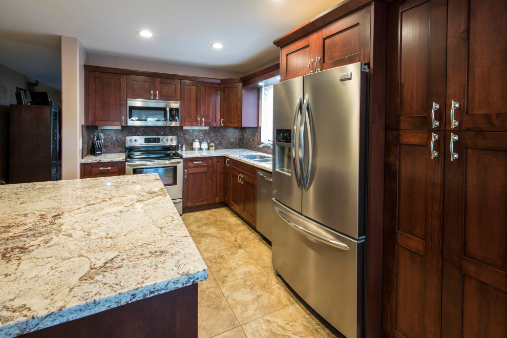 Inspiration for a transitional kitchen remodel in Phoenix