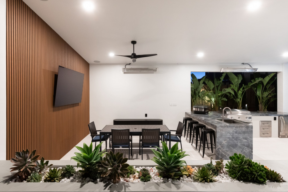Borello Estates - Pool Party Place
