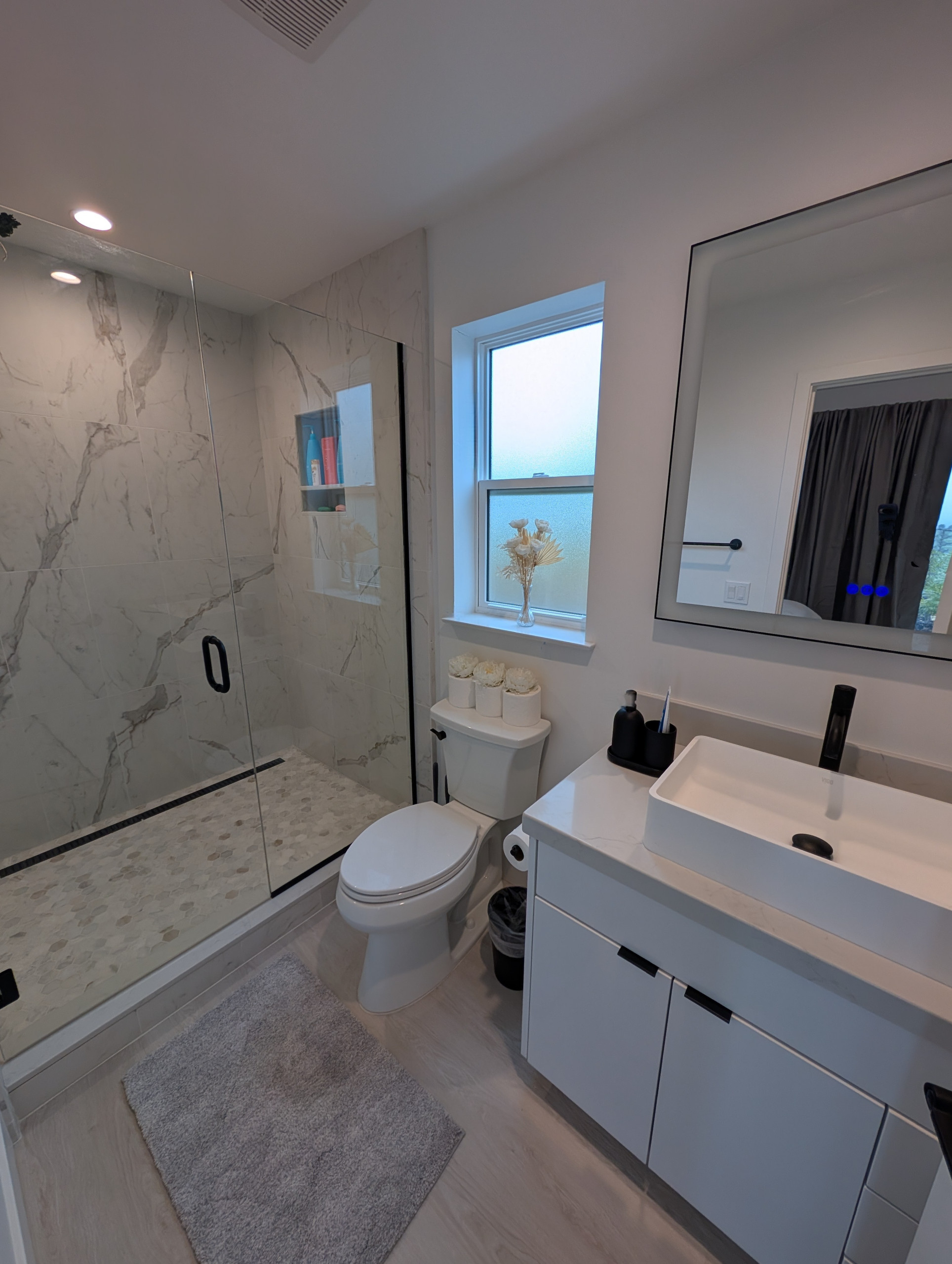 ADU 1200sqft with Garage