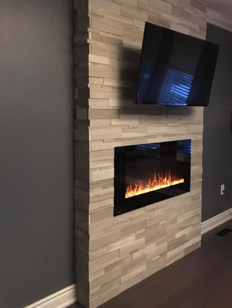 Home design - transitional home design idea in Toronto