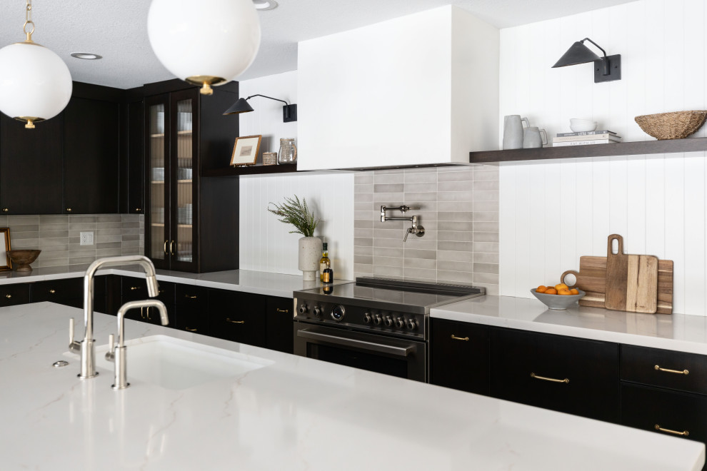 Eclectic kitchen photo in Phoenix