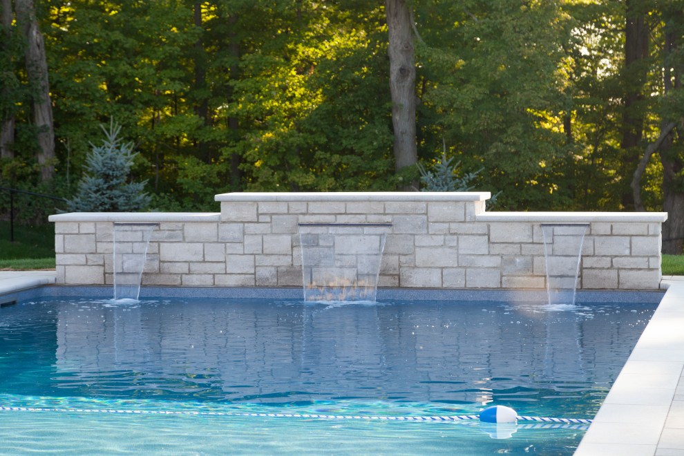 Example of a large pool design in Toronto