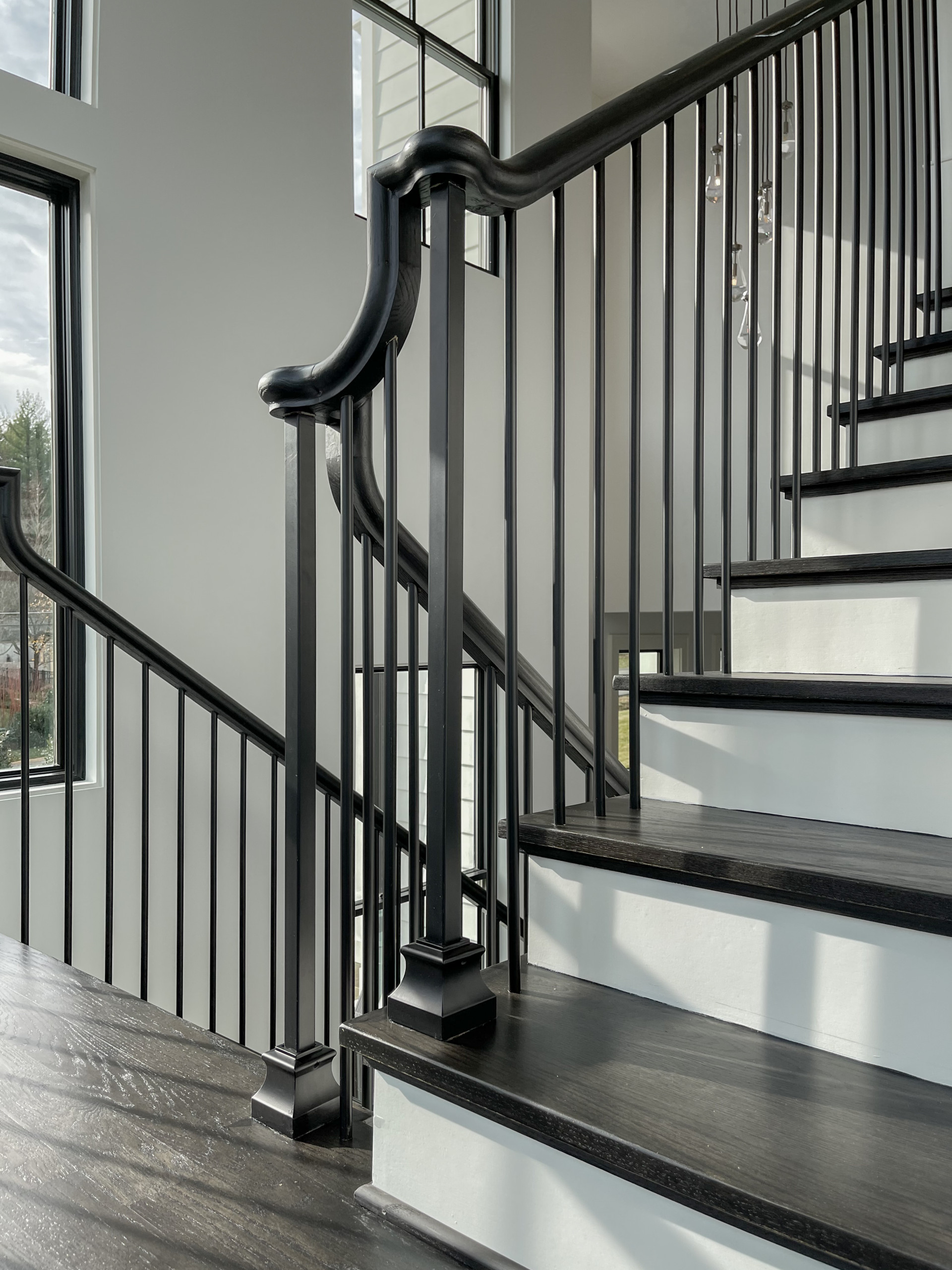 90_Classic Staircase with a Contemporary Twist, McLean VA 22101