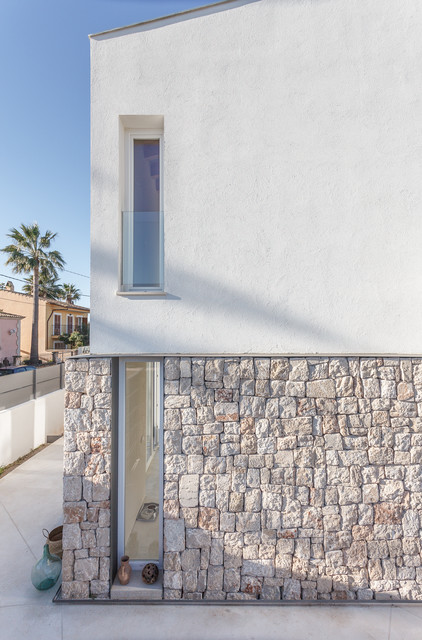 IT House mediterranean-exterior