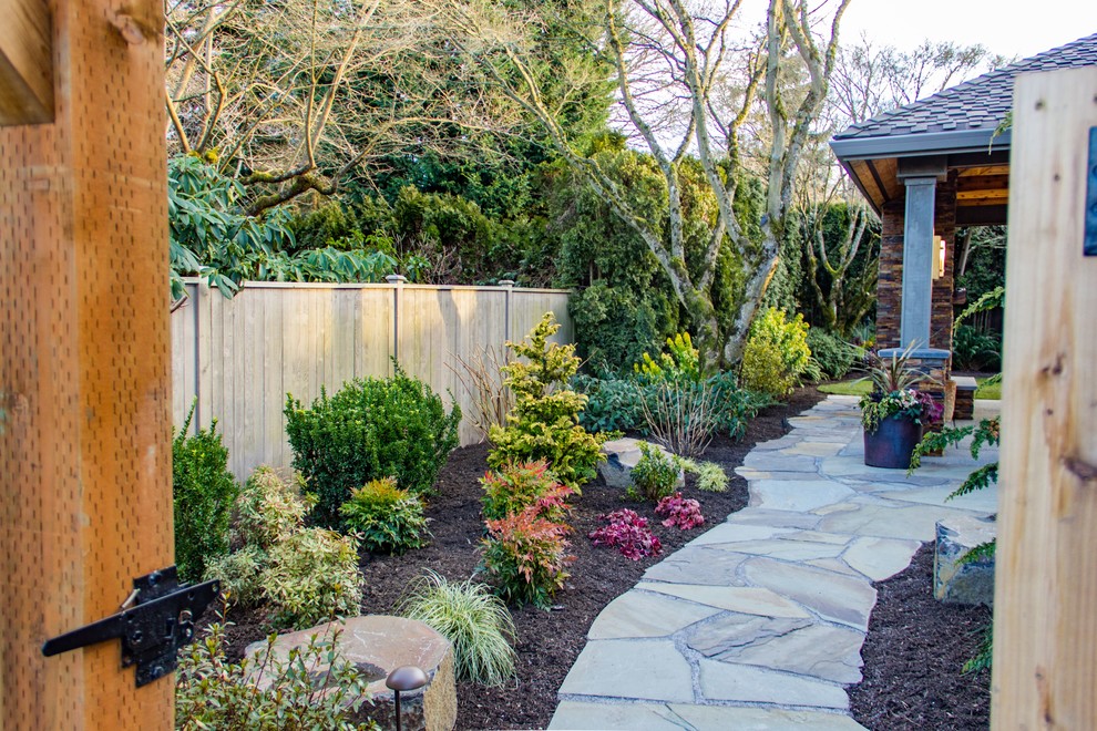 Inspiration for a transitional garden in Seattle.