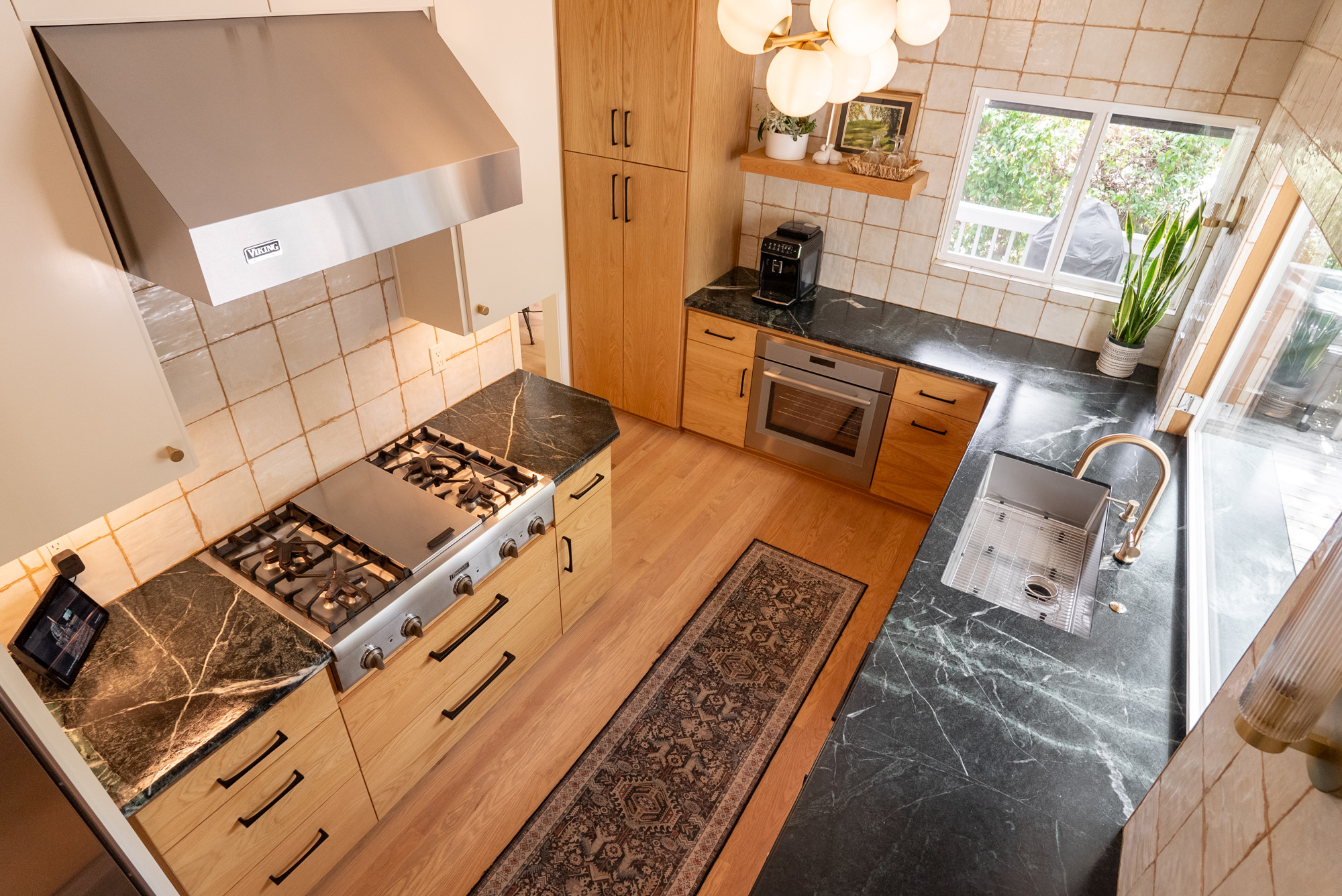Barranca Ct Kitchen