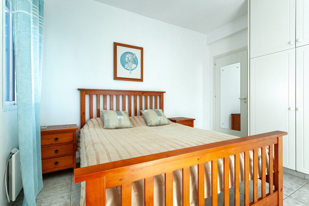 Kings Avenue Apartment