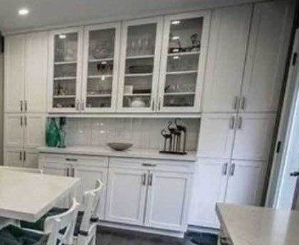 White Kitchen & Main Floor Renovation