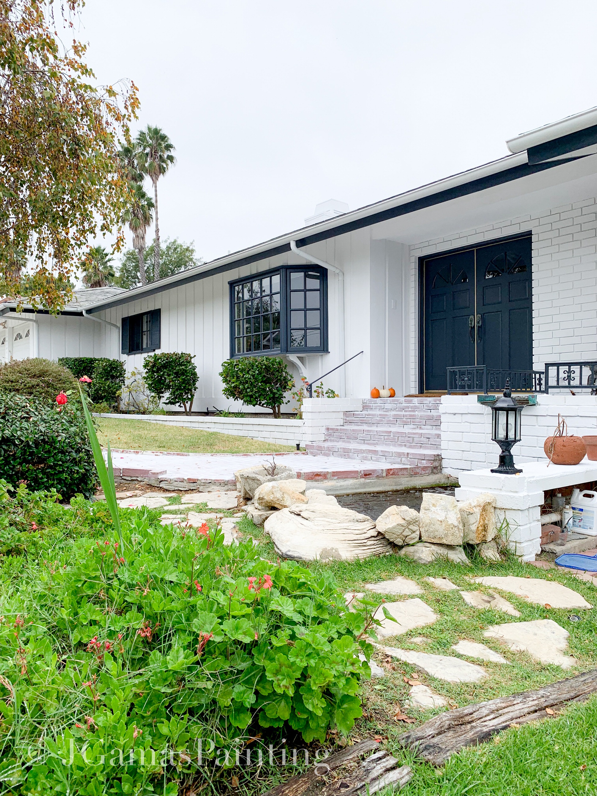 Black and White Home- Rancho Palos Verdes