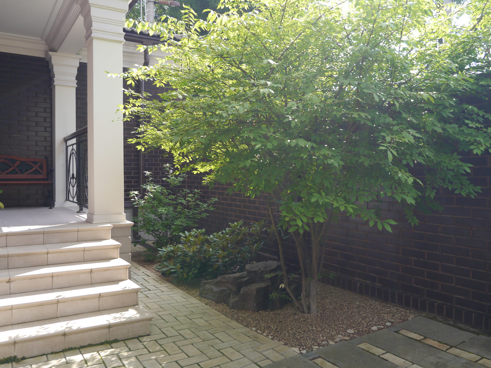 Дворик на 2-х сотках