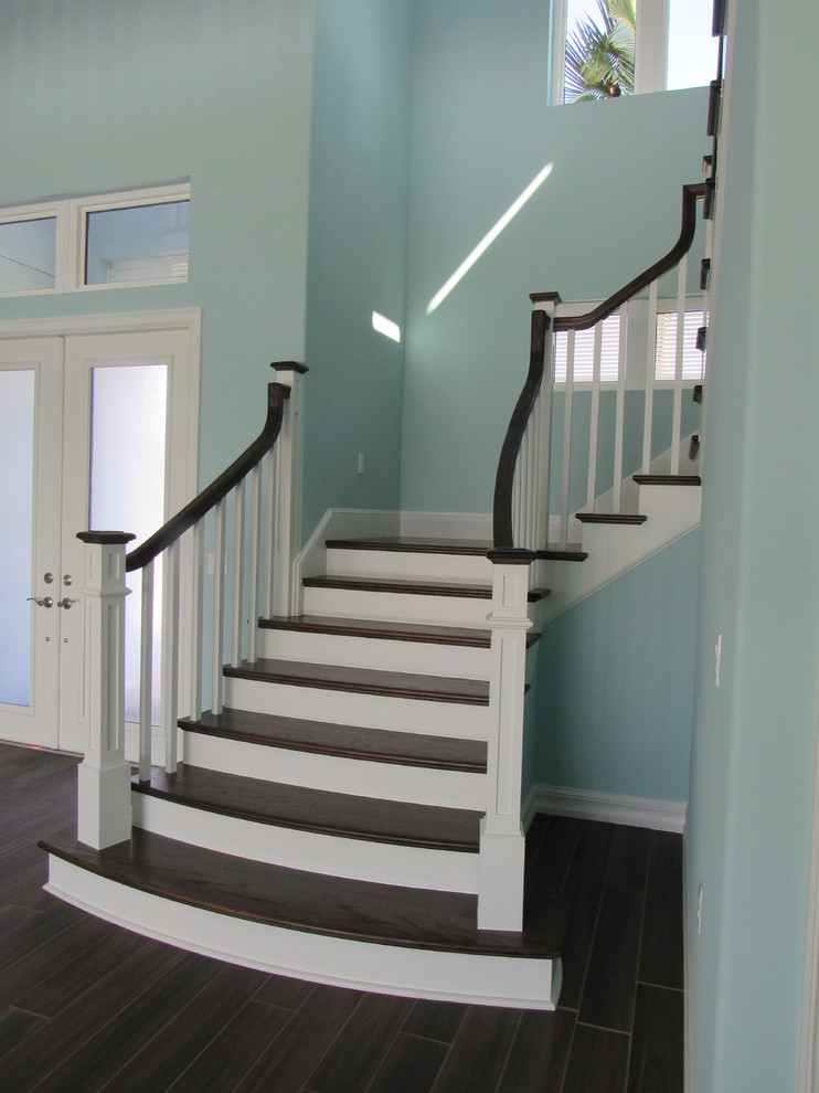 Inspiration for a craftsman staircase remodel in Orlando
