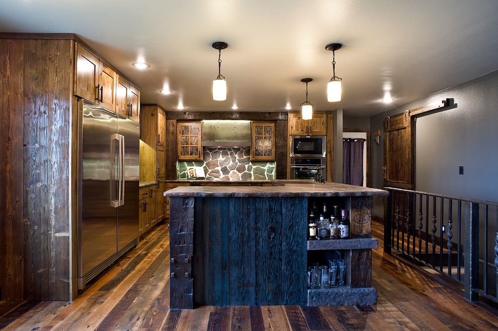 Kitchen - rustic kitchen idea