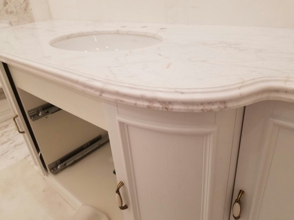 Отделка Ванной комнаты мрамором "Volokas" (Греция)