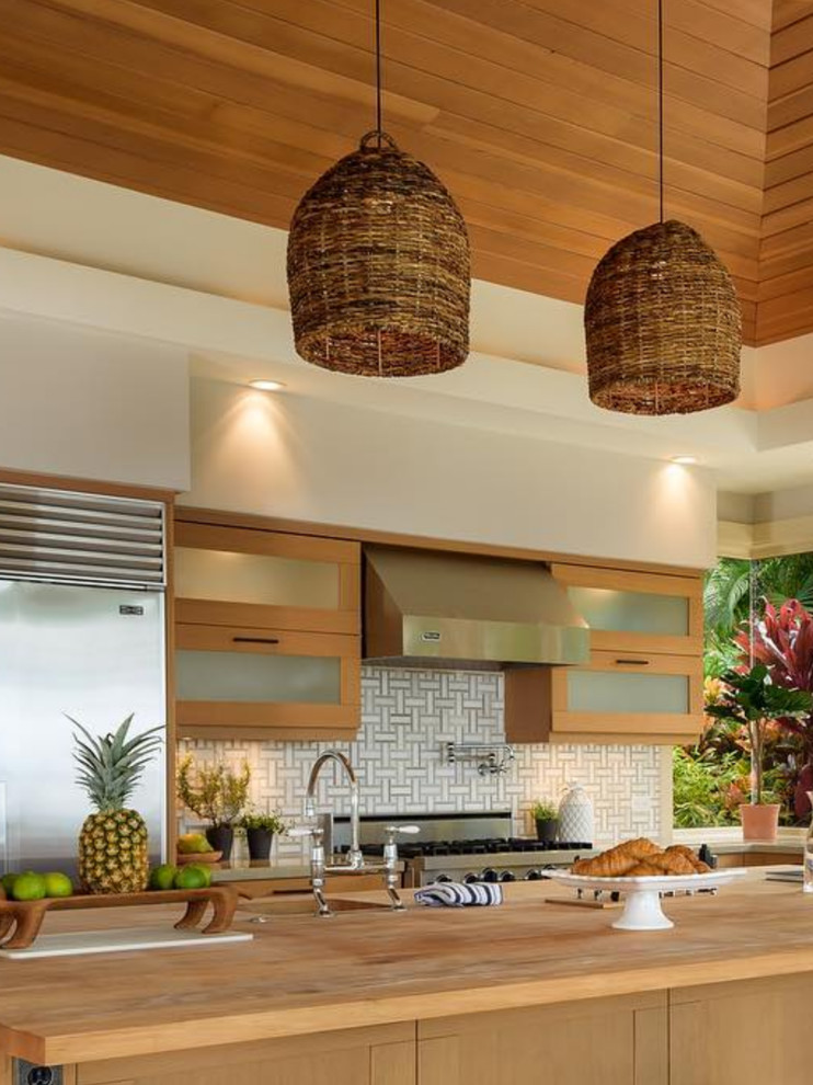 Inspiration for a tropical kitchen in Other.