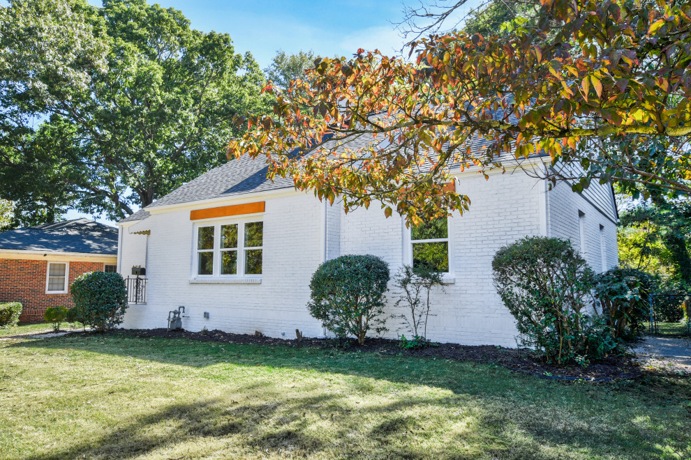 458 Shannon Residence