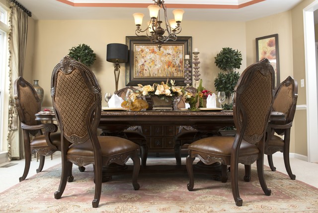 Dining Room Makeover american-traditional-dining-room