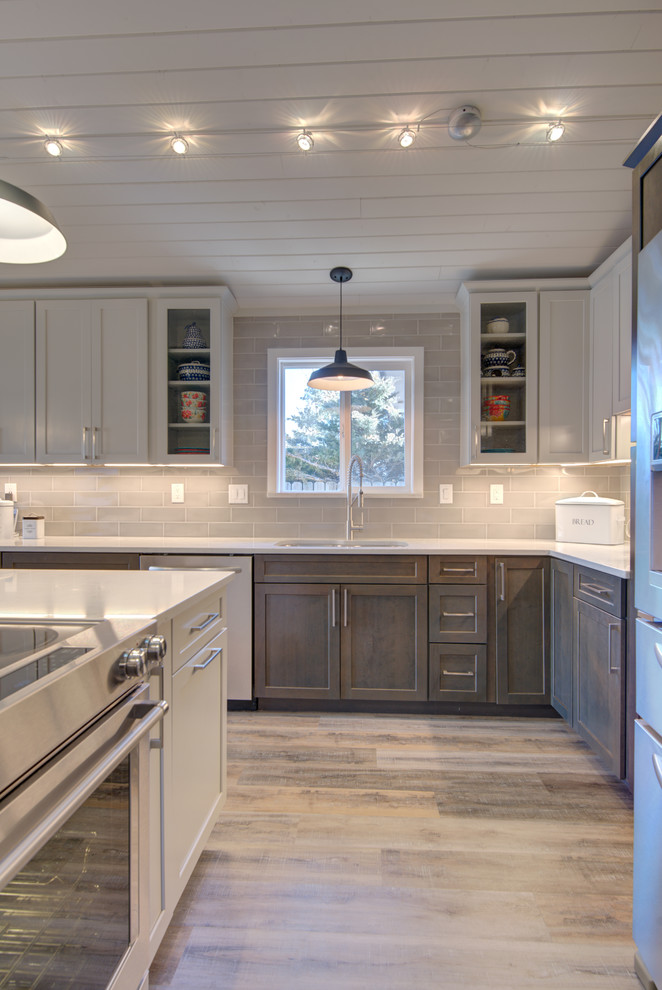 Kitchen - kitchen idea in Denver