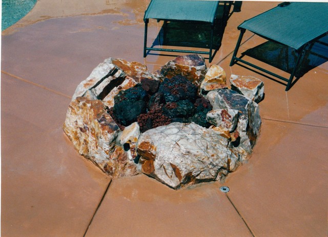 Fire pits, Fireplaces and Fire Features contemporary-exterior