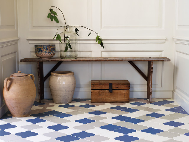 Arabesque eclectic-hallway-and-landing