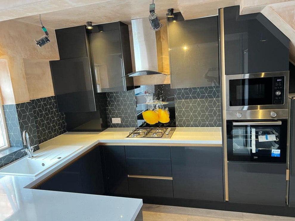 Leicester anthracite grey glossy