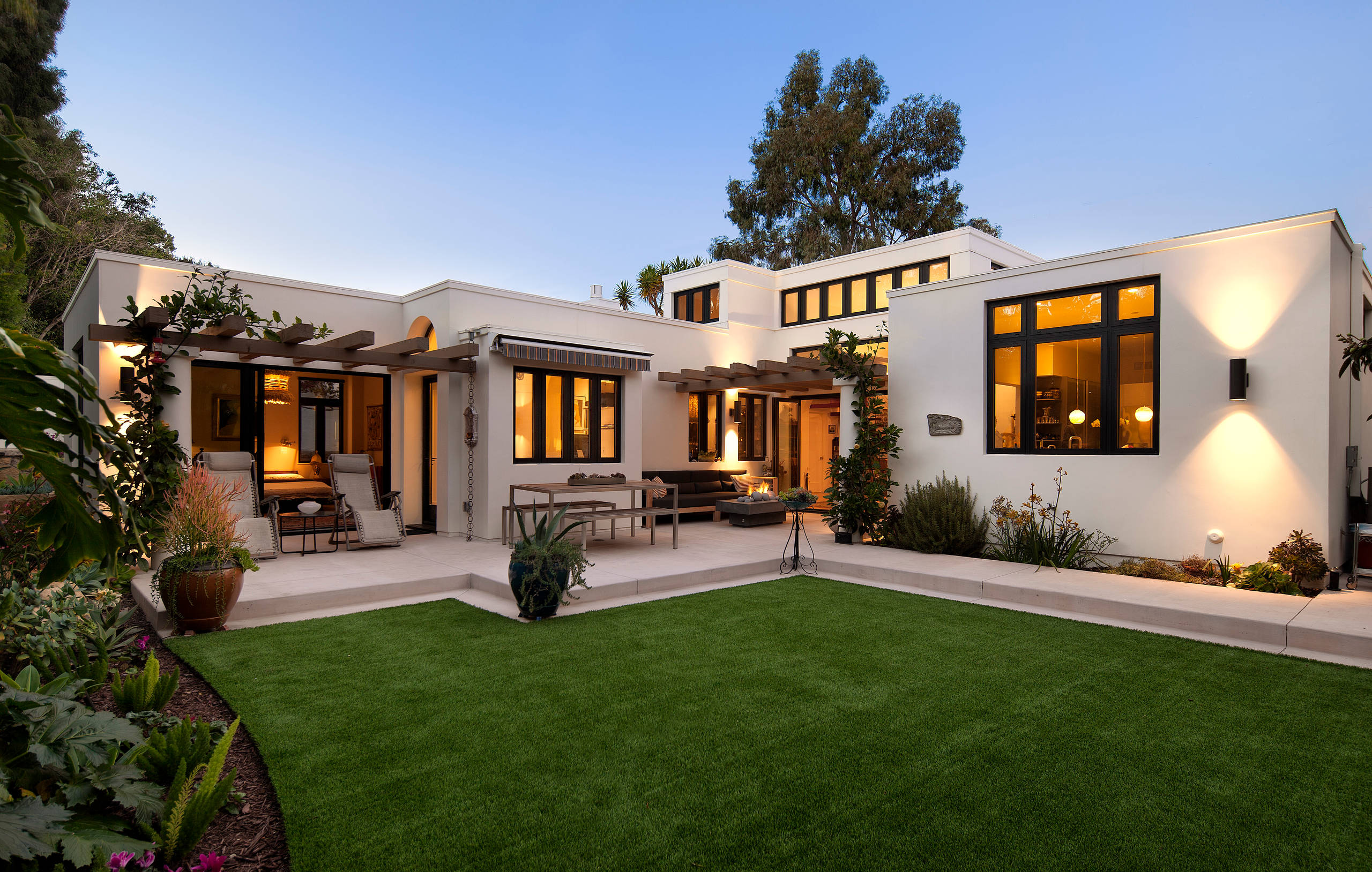 Bronze Exterior Windows - Photos \u0026 Ideas | Houzz, image size:2560x1628