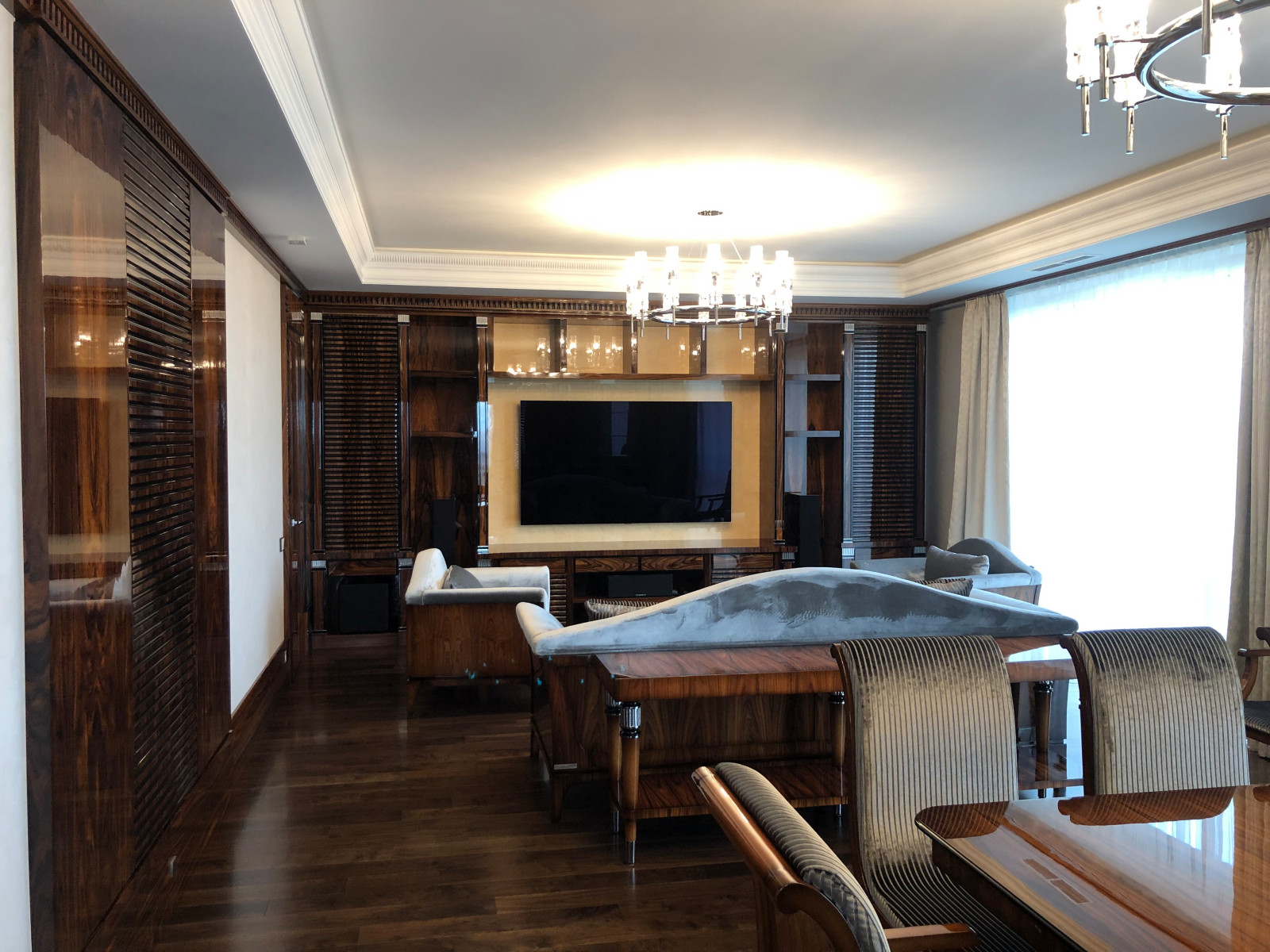 Зона TV с мягкой мебелью