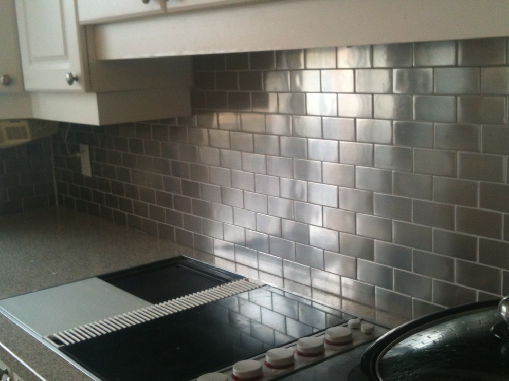 Kitchen - kitchen idea in Toronto
