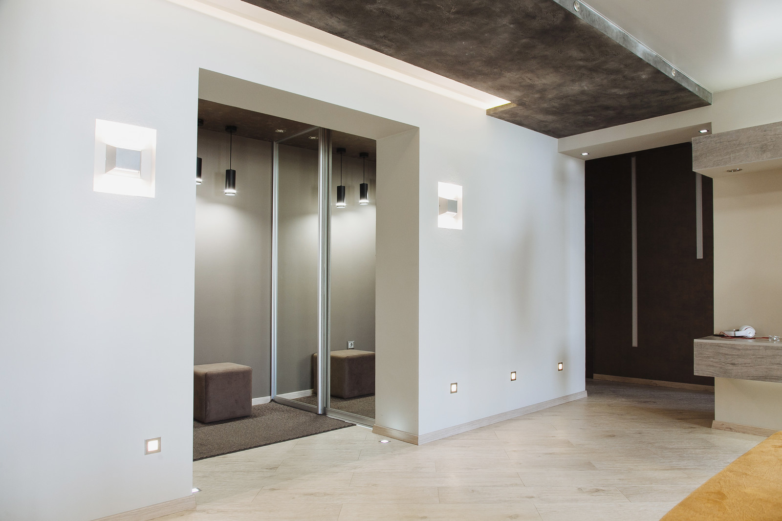 РОСКОШНАЯ ПУСТОТА