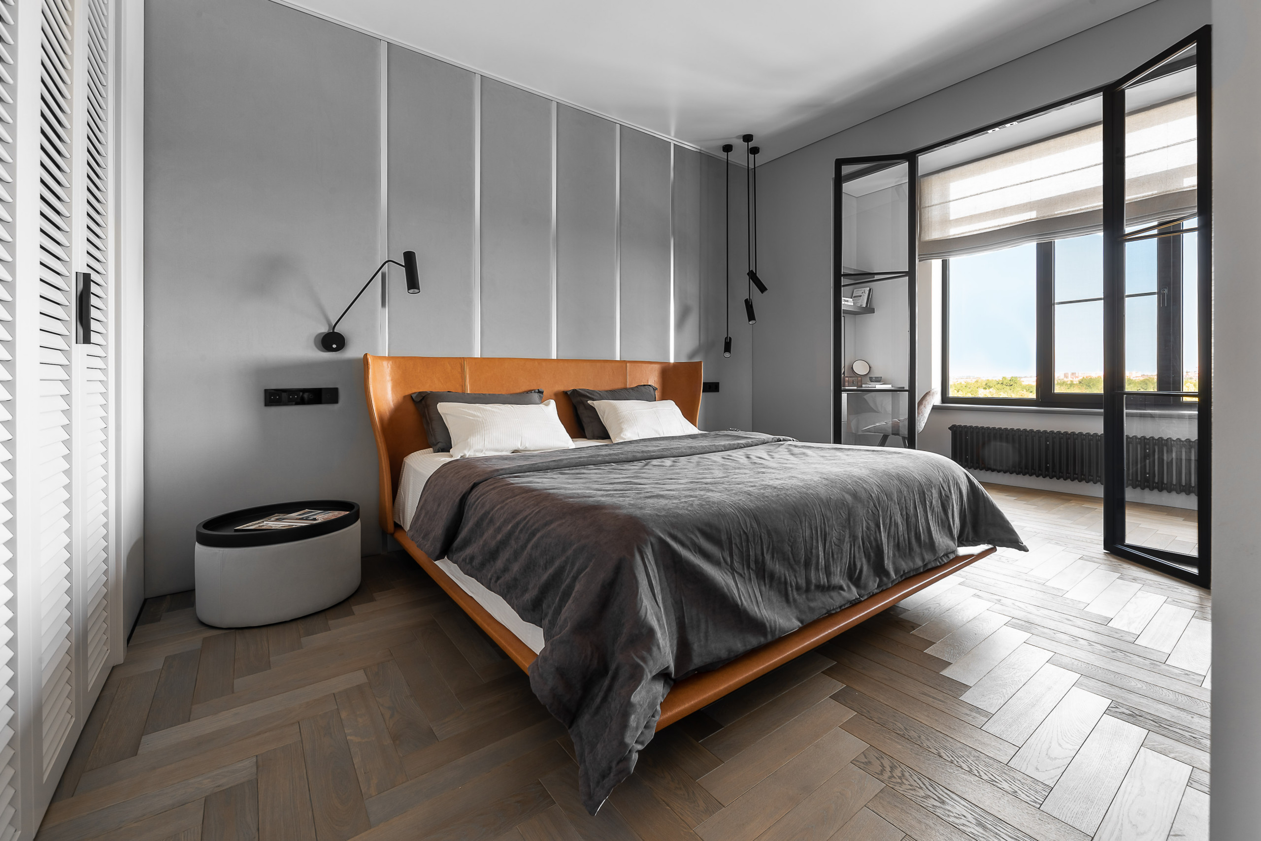 Кровать для спальни в современном стиле