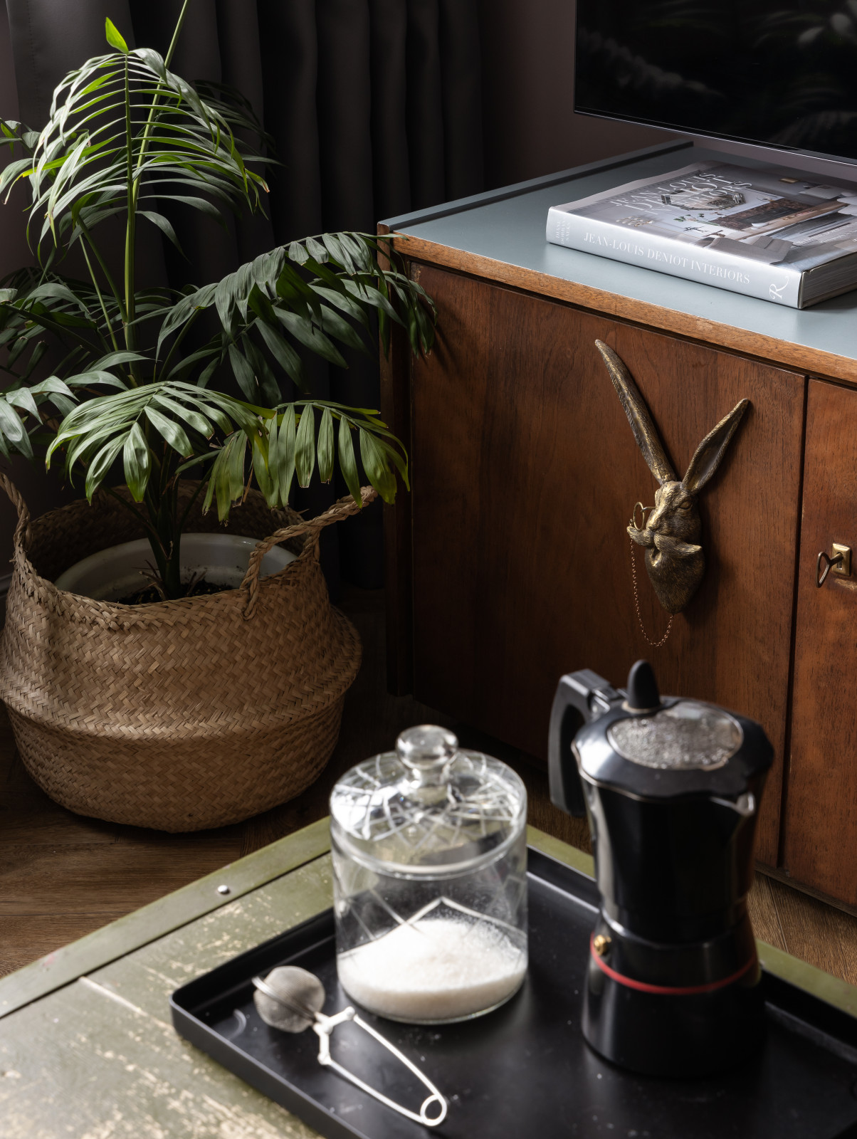 Гостиная. Детали