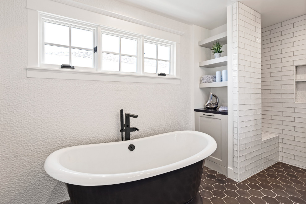 Bathroom - transitional bathroom idea
