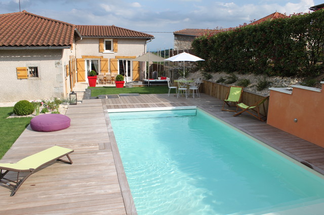 Moncorg&eacute; mediterranean-pools-and-hot-tubs