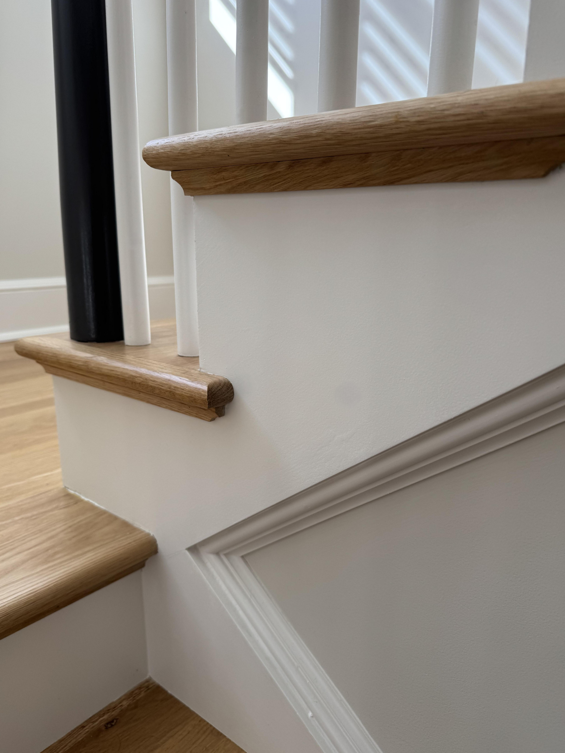 142_Airy Staircase with Over the Post Balustrade, Arlington, VA