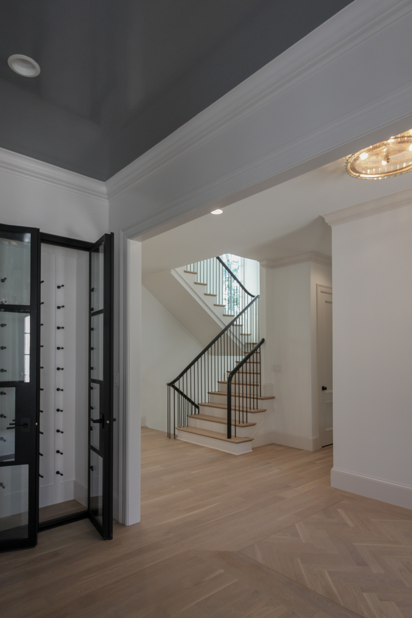 88_Clean & Modern Staircase, Arlington VA 22207