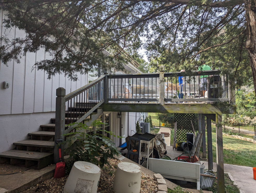 Four-Seasons Room & Deck Upgrade in Lake Waukomis, MO