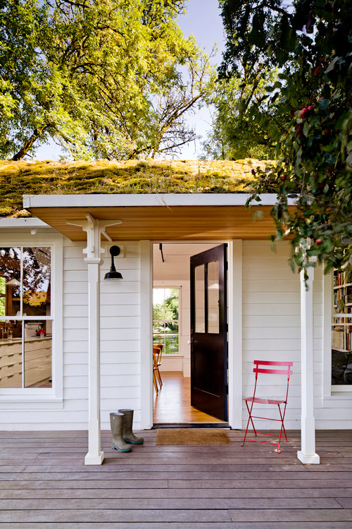 A tiny farmhouse in Portland OR designed by Jessica Helgerson via Houzz