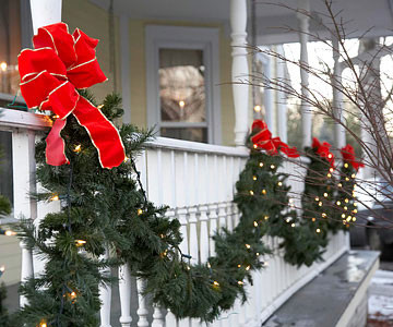 Christmas Decorations and Outdoor Lights