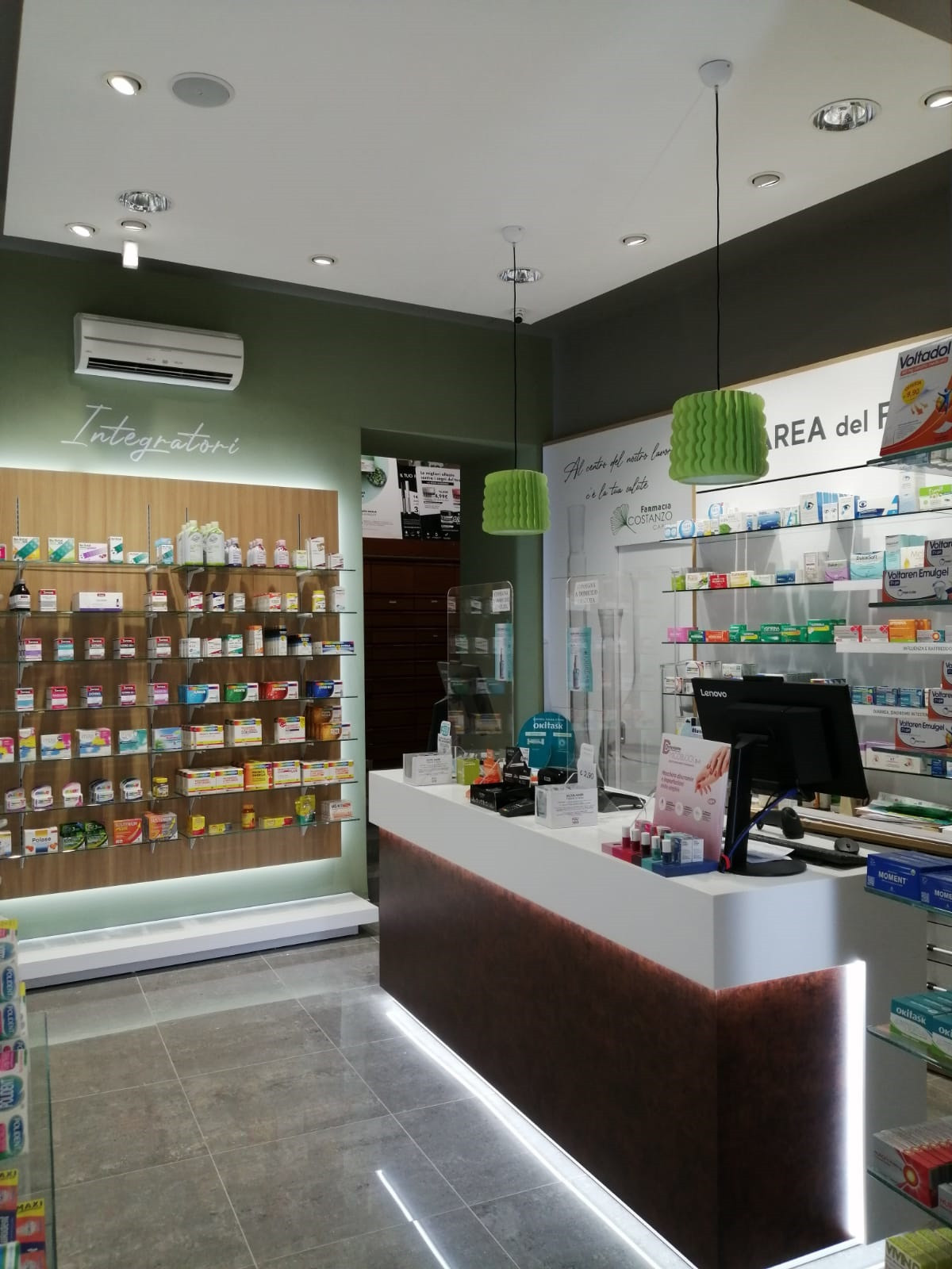 Farmacia Costanzo 100 mq