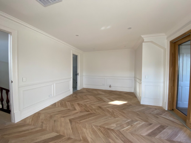 Wall Panelling & Curves klassisk-vardagsrum
