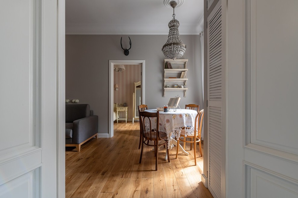 ...И под аркой на Галерной наши тени навсегда...