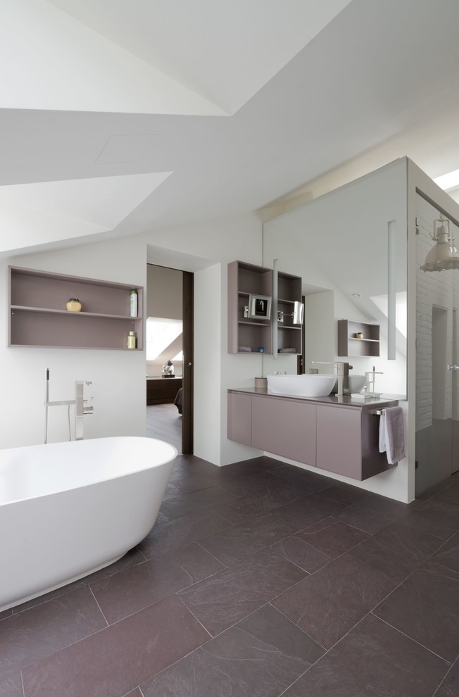 Лофт на Фрунзенской набережной