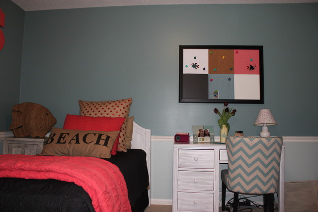  11  Year  Old  Girls Bedroom  Project Custom Pillows and Wall 