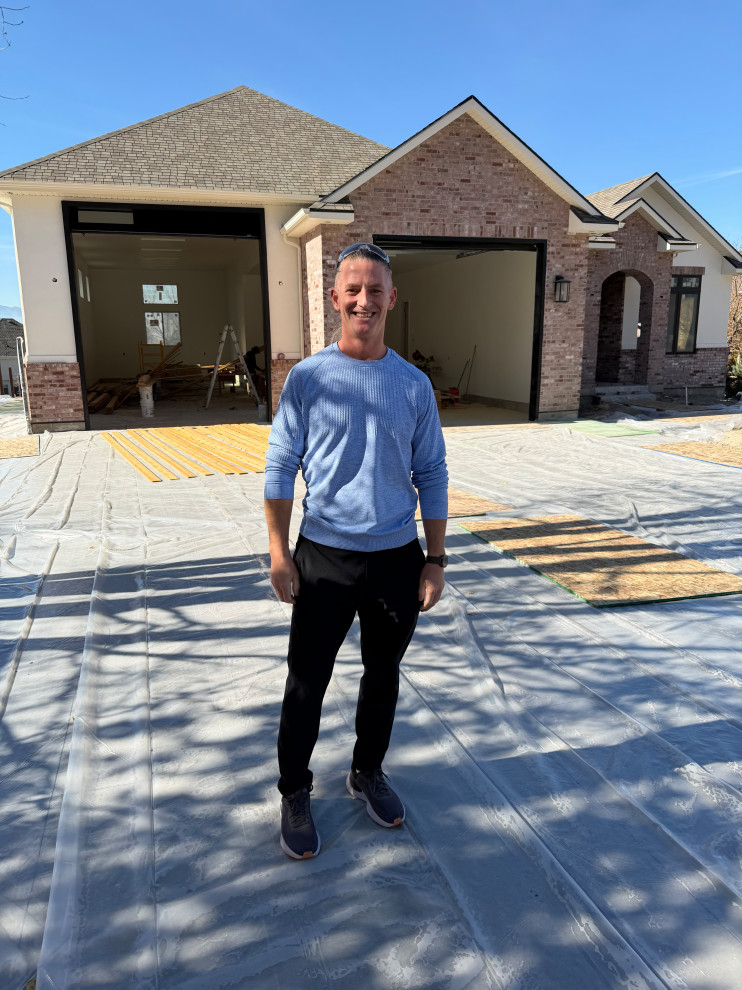 Utley Project-Multi-Gen Living and Expansive Garage