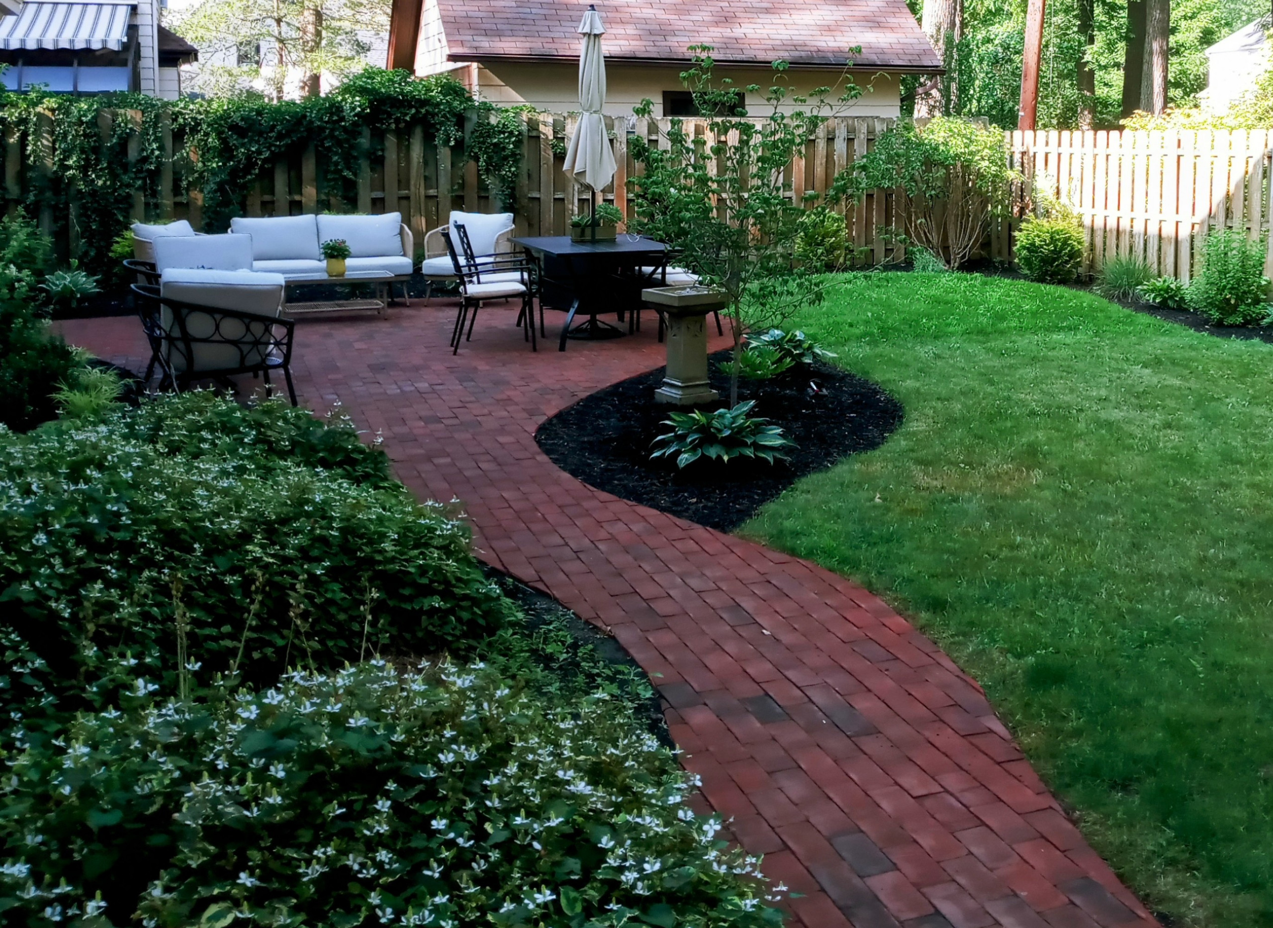 Croydon back yard patio area