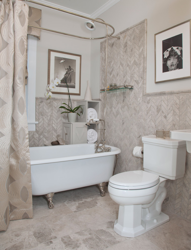 Example of a transitional bathroom design in Miami