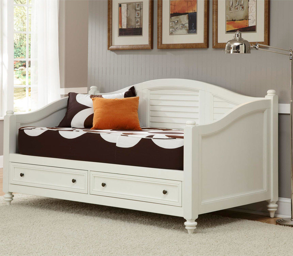 Bermuda Brushed White Finish Twin-size DayBed